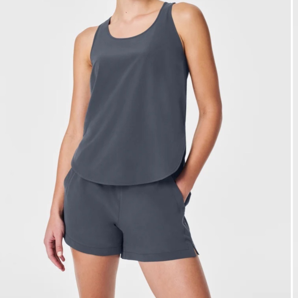 Spanx out of office shell tank size 3XL.  NWT